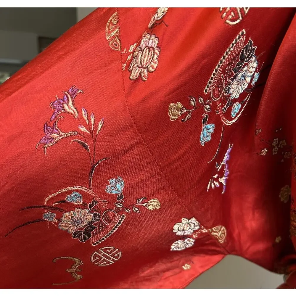 Vintage Kimono Robe Red Patchwork Reversible Asian Gold Hong Kong Retro Pockets